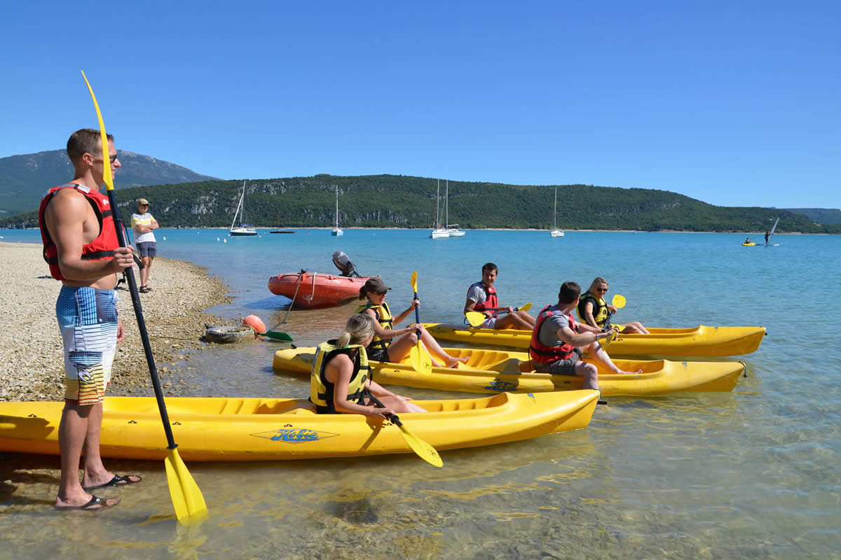 Kayaks am Lac de Sainte-Croix