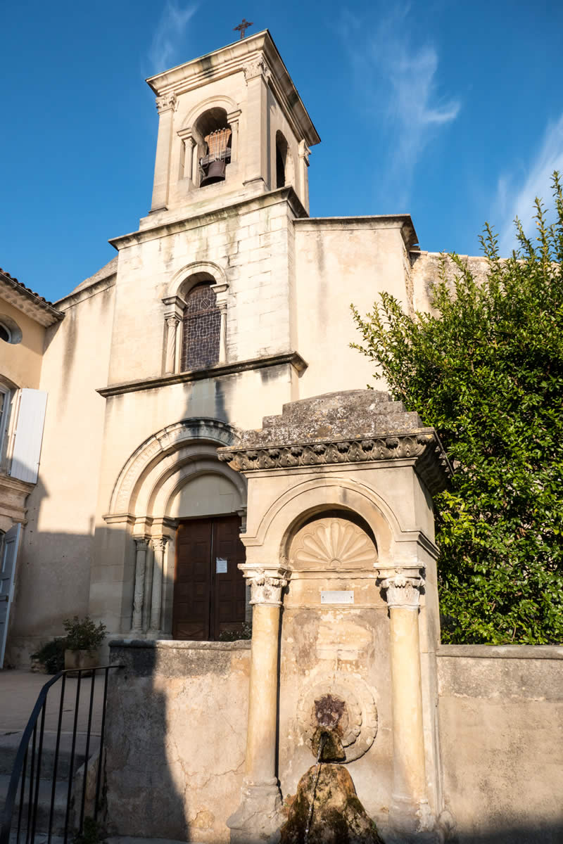 Kirche Saint-Trophime-Saint-André in Lourmarin