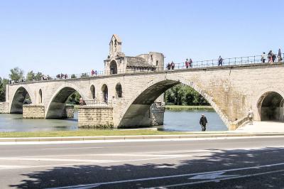 Brücke Pont Benezét
