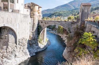 Brücke und Porte Royale von Entrevaux